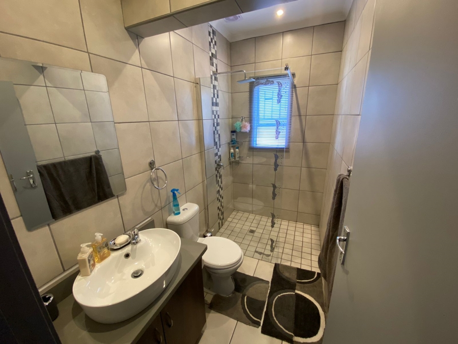 8 Bedroom Property for Sale in Grimbeeck Park North West